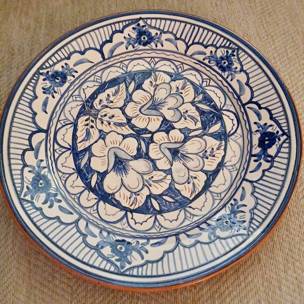 Hand Painted Decorative Pottery Plate ~ Portugal Beautiful Blue and White Flora